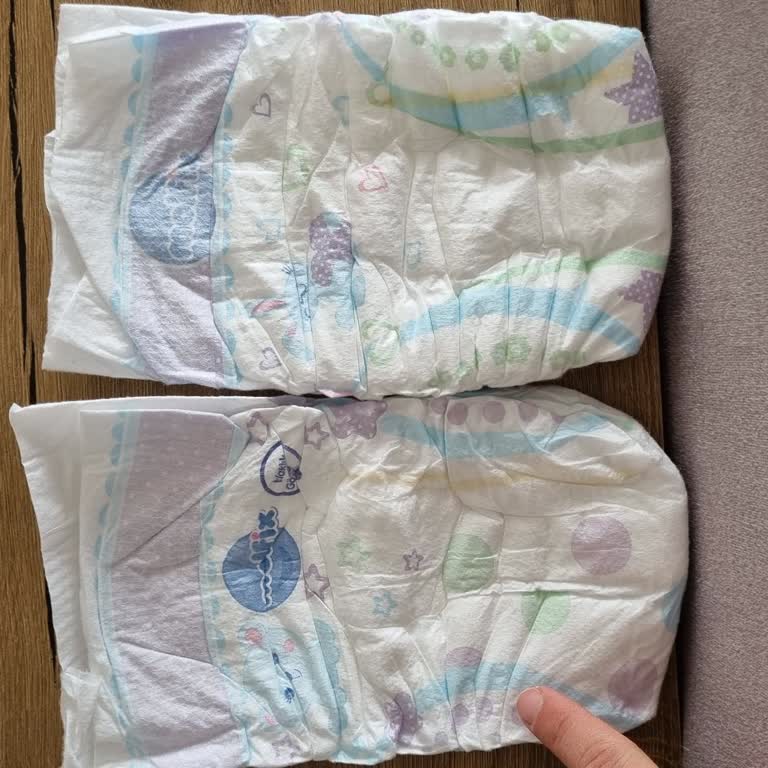 BİM'den Alınan Molfix Ultra Fırsat 5 Numara Bezlerde Sızdırma Ve Emicilik Eksikliği