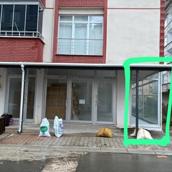 Fatsa’da Kaçak Çıkıntılar Yaya Alanını Daraltıyor Ve Güvenliği Tehdit Ediyor