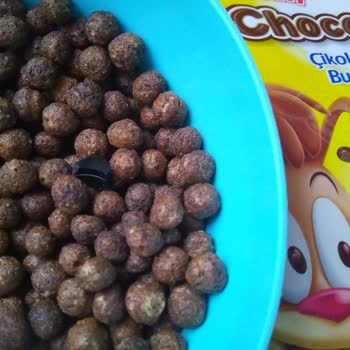 A101 Çikolatalı Mısır Gevreğinde Plastik Parça Bulundu