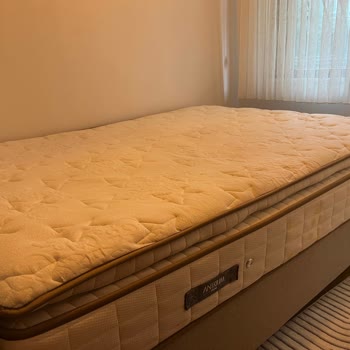 Üçüncü Yılda Yatakta Şiddetli Çökme Ve 2 Yıllık Garanti Yetersizliği