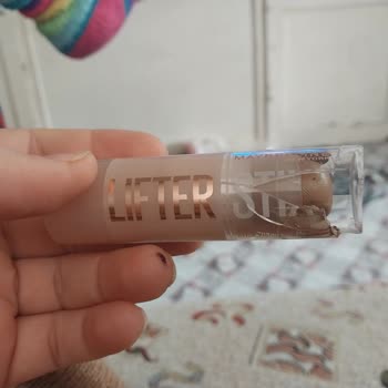 Teslim Edilen Kırık Kozmetik Ürün İçin Tazminat Ve Hızlı Çözüm İsteği