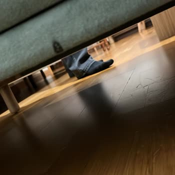 Enza Home Kasımpaşa’da Gelen Kırık Ve Yanık Koltuk İçin Tam Değişim Talebi