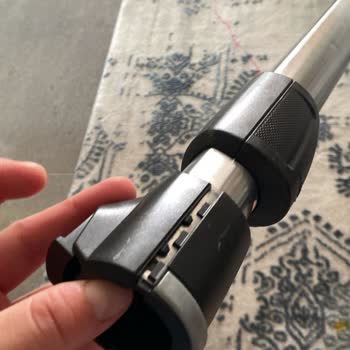 Miele Süpürgenin Parçalarının Kırılması Ve Yüksek Yedek Parça Maliyeti