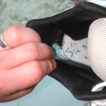 Ayıplı Derimod Sneaker Ve Boyner’in İade Sürecindeki İhmali