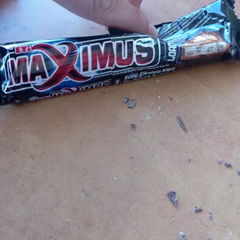 Eti Maximus Çikolata Bozuk Çıktı