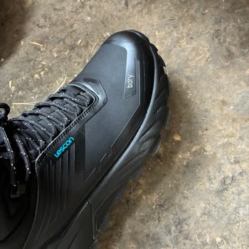 Kalite Kontrolü Sorun Görmezken Bot Ayak Rahatsızlığına Yol Açtı