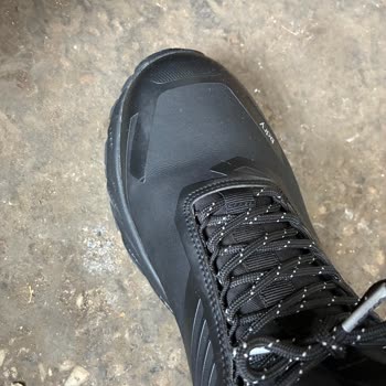 Kalite Kontrolü Sorun Görmezken Bot Ayak Rahatsızlığına Yol Açtı