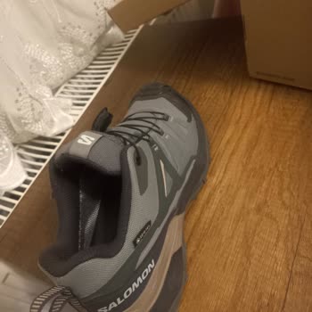 Gore-Tex Salomon Ayakkabısındaki Dikiş Sorunu Ve Mağaza Sorumluluk Reddi