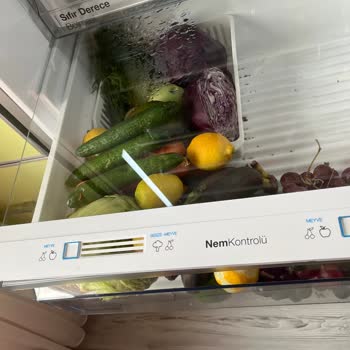 Sebzelik Bölümünde Su Birikintileri Ve Raflarda Küflenme Sorunu Nedeniyle Ürün Değişimi Talebi