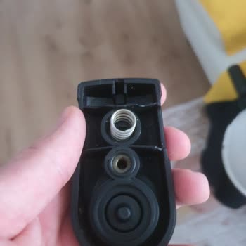 Düdüklü Tencere Valf Parçası İçin Tek Parça Talebi