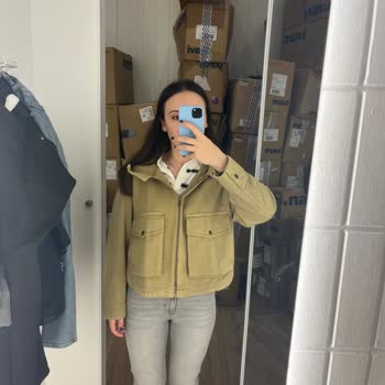 Mavi Mağazasından Alınan Cekette Renk Atması Ve Değişim Reddi