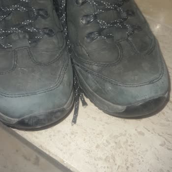 Skechers Ayakkabısındaki Burun Lastiği Açılması Kullanıcı Hatası İddiasıyla Reddedildi