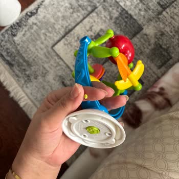 Chicco Ürününün İçindeki Yeşil Macun Bebeğin Sağlığını Tehdit Ediyor