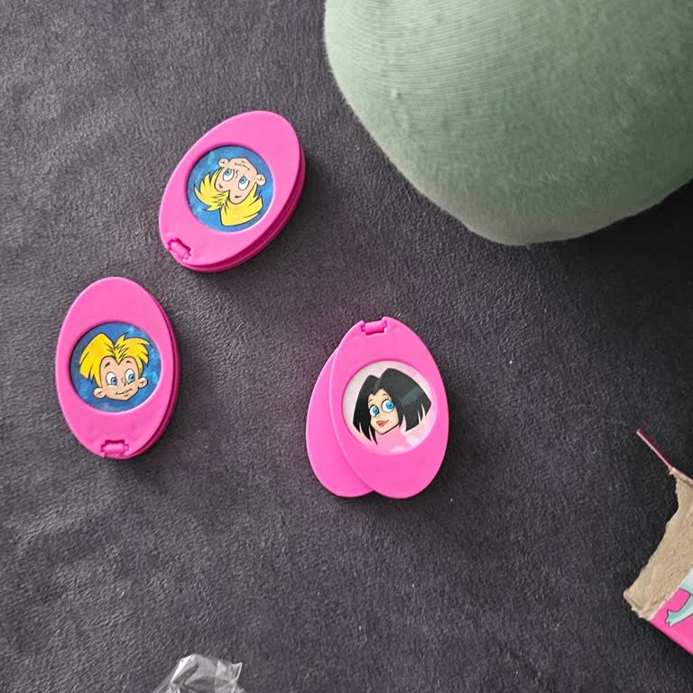 BİM Üçlü Sürpriz Pakette Aynı Oyuncaklar, Aldatıldım