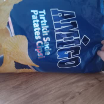 Şok Mağazasındaki Amigo Patates Cipsinde Şüpheli Yabancı Cisimler