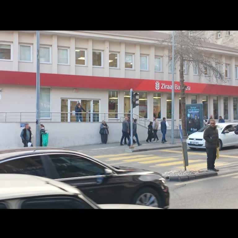 Ortak ATM Arızası 10.000 TL Yutulması Ve Hesap İadesi Talebi