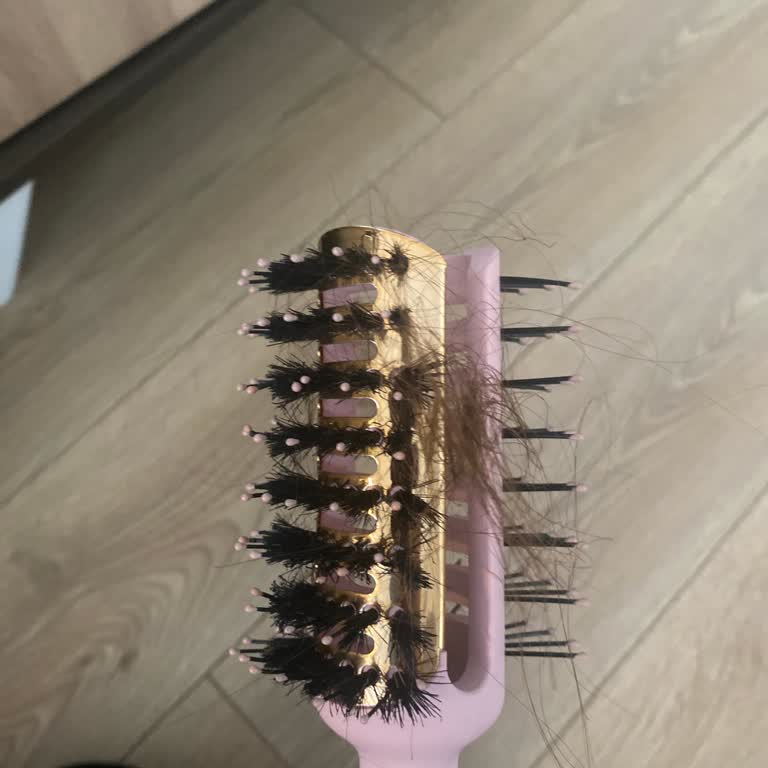 Saçımı Yakan Ve Kıran Üç Başlıklı Fön Fırçası İçin Telafi Talebi