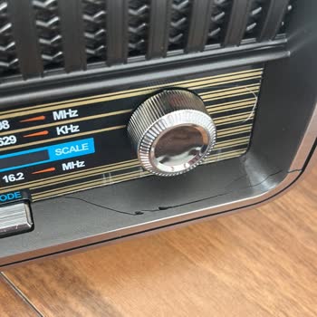 Kırık Radyo Ve Satıcı Hakaretleri İçin İade Talebi