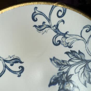 Porland Garanti Edilen Defolu Yemek Takımı, Mağaza İadeyi Reddediyor