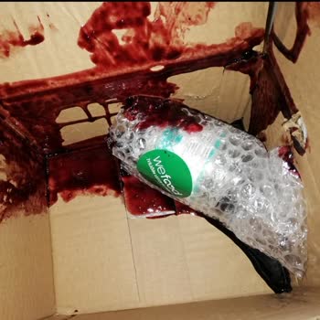 Kırık Şişe Ve Kullanılamaz Ürün İçin İade Talebi