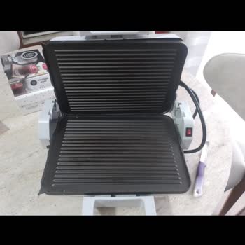 Dolap Kırık Ve Çalışmayan Tost Makinesi İçin Uzun Süreli Mağduriyet Ve İade Talebi