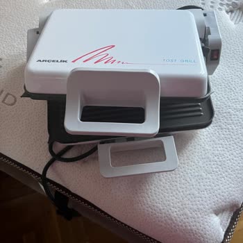 Dolap Kırık Ve Çalışmayan Tost Makinesi İçin Uzun Süreli Mağduriyet Ve İade Talebi