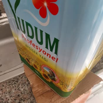 Patlamış Ve Sızdıran 18 Litre Yağ Teslimatı