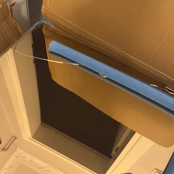 Kırık Gelen Masa Ve Cevapsız İletişim Şikayeti