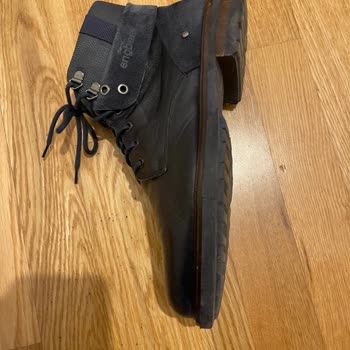 Engbers: Gebrochene Sohle bei beiden Schuhen - keine Kulanz