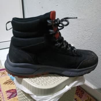 Su Geçirmez Botlarda Su Sızması Ve Mağaza İade Reddi