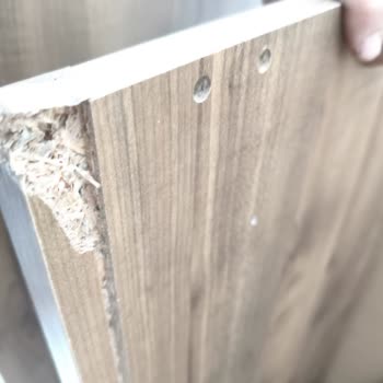 Kırık Masalar Alınmadı, Ücret İadesi Yapılmadı