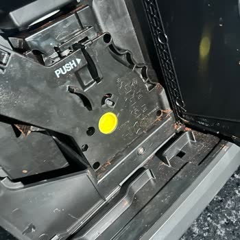 Kullanılmış Ve Kırık Espresso Makinesi Gönderildi, İade Seçeneği Bulunamadı