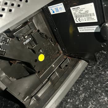 Kullanılmış Ve Kırık Espresso Makinesi Gönderildi, İade Seçeneği Bulunamadı