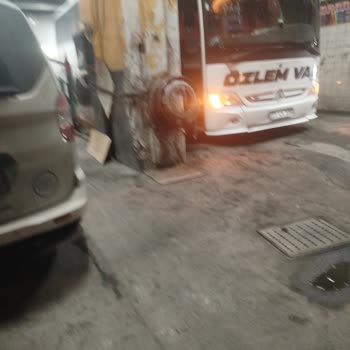 Özlem Van Turizm'in Araç Arızaları Nedeniyle İstanbul Yolculuğumuzda Gecikme Ve Ücret İadesi Talebi