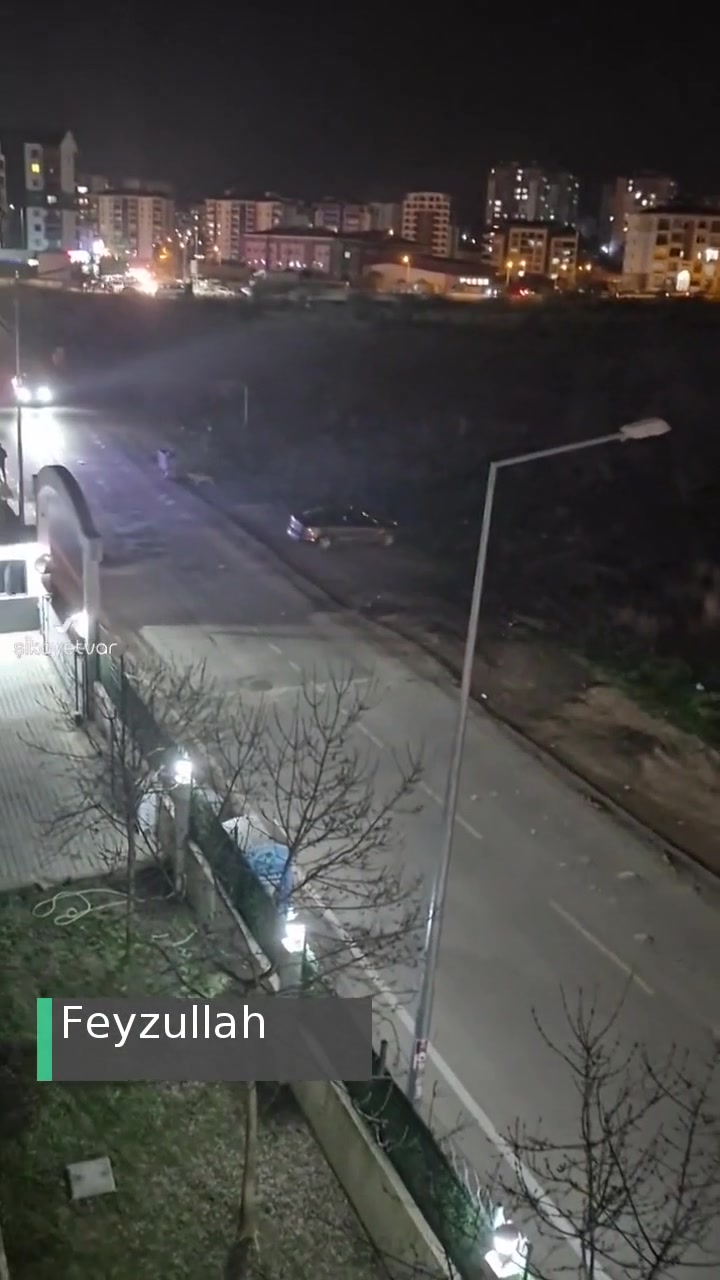 Uludağ Elektrik Dağıtım Sokak Lambaları Yanmıyor! videonun kapak resmi