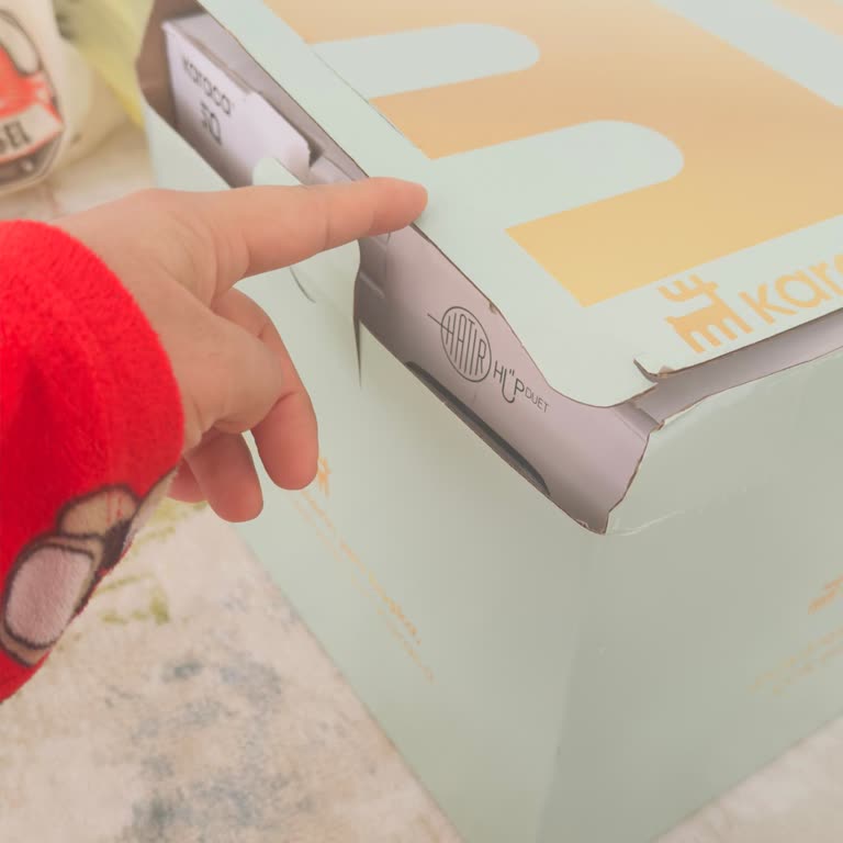 Karaca Züccaciye Hediye Paketi Uygulamasının Son Derece Özensiz Yapıldığını Gördüm