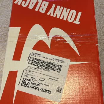 Ugg Botum Siparişte Eksik, Müşteri Hizmetleri Yanıt Vermiyor