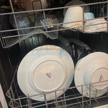 Hoover Dish 300 Modelinde Alt Raf Yüksekliği Tasarım Hatası