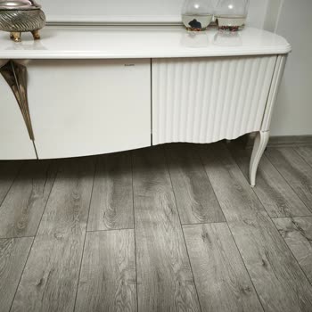 Söz Verilen Özelliklere Uymayan Koltuk Ve Sehpa Seti Değişim Talebi