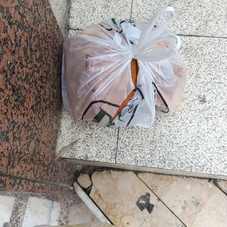 Şiddetli Kötü Koku Ve Kalıcı Mağduriyet: Komili Ayçiçek Yağında Sorun