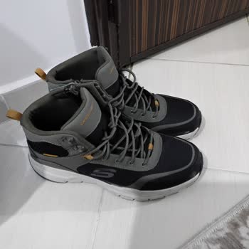 Su Geçirmez Dediği Skechers Botu İlk Kullanımda Su Aldı, Mağazalar İade Reddi