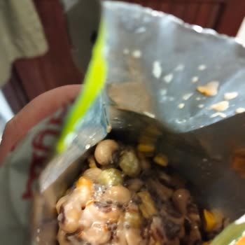 A101 Yayla Chialı Salata Topping’te Ağırlayan Kötü Koku Ve Yapışık Ürün