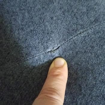 Taşpınar Alışveriş Merkezleri Koltuk Takımında Kısa Sürede Sökülmeler Oldu!