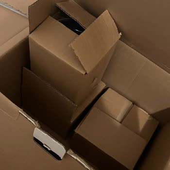 Venezia AVM'de Alınan Yemek Takımında Eksik Ve Deforme Tabağım