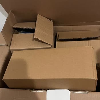 Venezia AVM'de Alınan Yemek Takımında Eksik Ve Deforme Tabağım