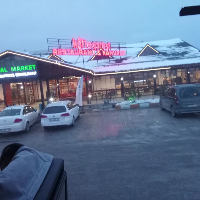 Metro Turizm Seferinde Rastgele Duraklamalar Nedeniyle Şiddetli Gecikme Ve Rahatsızlık