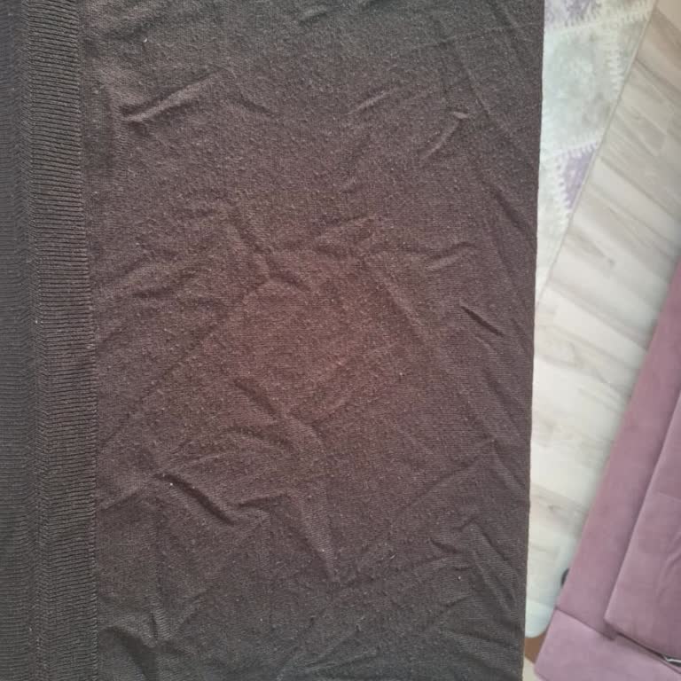 Kazaklarda Erken Tüylenme Ve Sökülme, Garanti Şartlarına Uymayan Mağaza