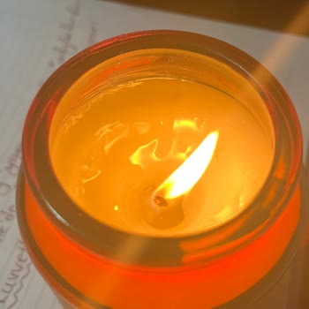 Üst Tabakası Erirken İç Kısmı Boş Kalan Hatalı Mum