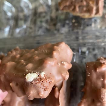 A101'de Bozuk Ve Küflü Gofret Satın Aldım