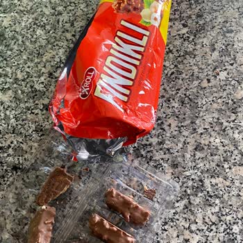 A101'de Bozuk Ve Küflü Gofret Satın Aldım